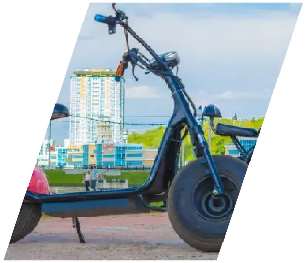 tiffin service in Pune that delivers on electric vehicles